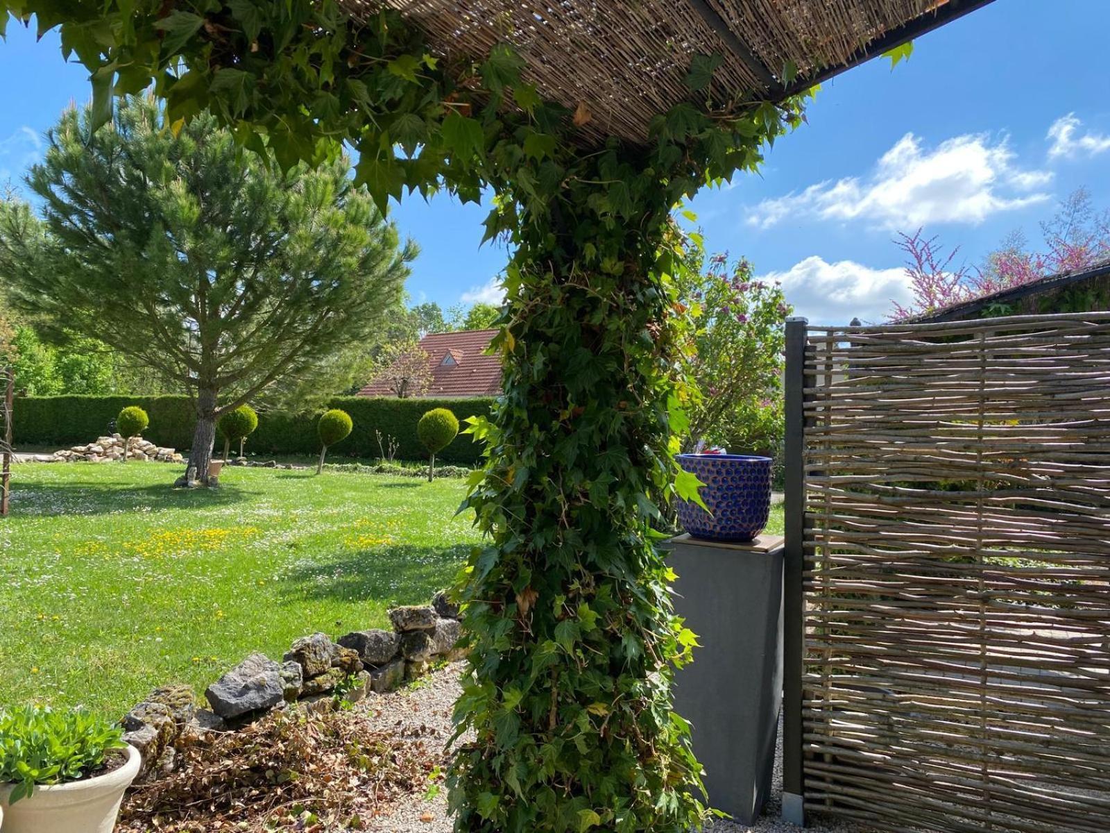 Appartement Les Barongères à Farges-les-Chalon Extérieur photo
